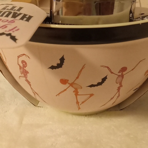 Halloween Bakeshop Bowl Set New - Picture 2 of 6